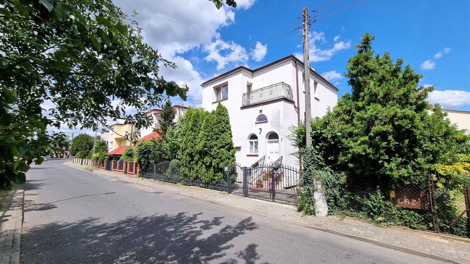 Dom na sprzedaż