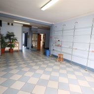 Lokal na sprzedaż